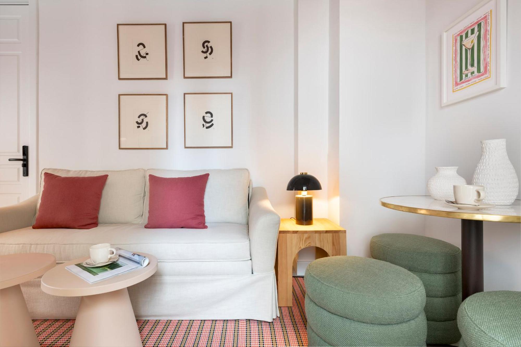Casa Bedoya Suites & Colors By Magno Apartments Севиля Екстериор снимка