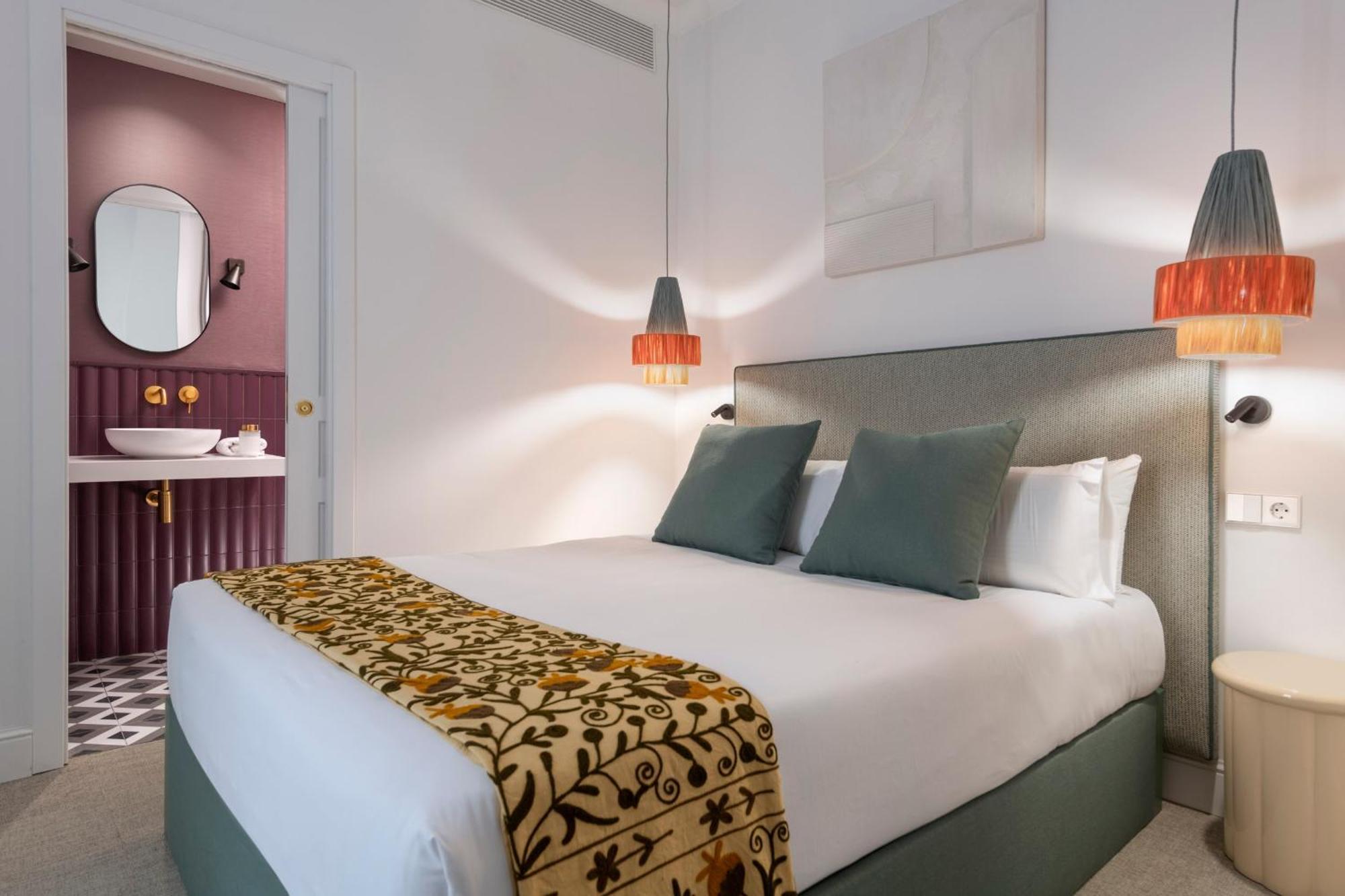 Casa Bedoya Suites & Colors By Magno Apartments Севиля Екстериор снимка